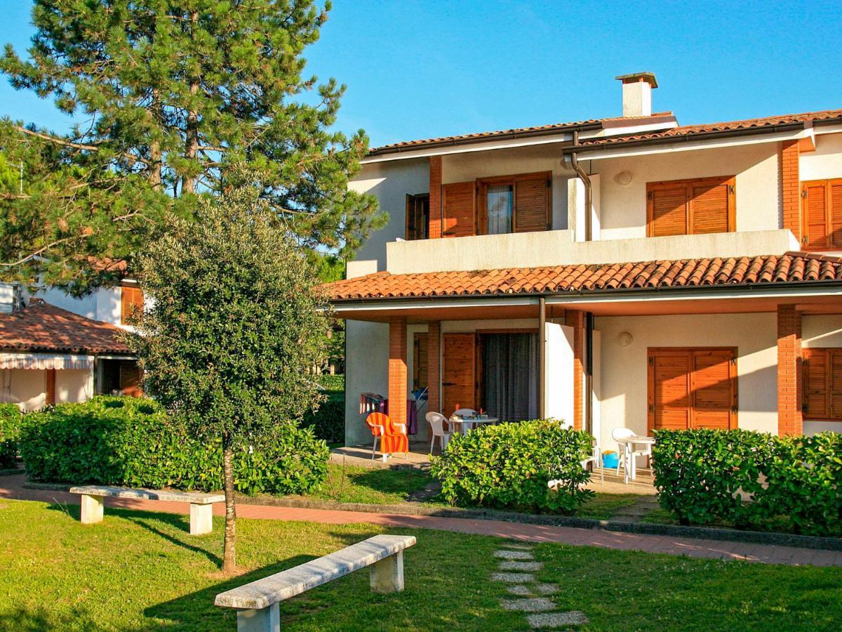 Locazione Turistica Villaggio Sole B-1 Bibione Esterno foto