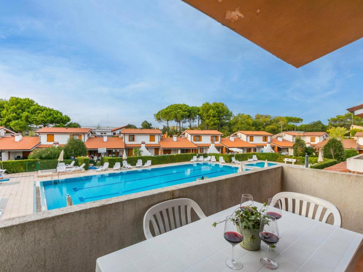 Locazione Turistica Villaggio Sole B-1 Bibione Esterno foto